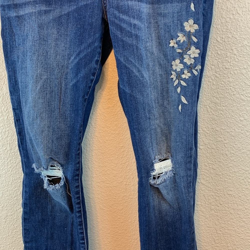 STS Blue Taylor Tomboy sz 28 girly floral feminine low rise dark wash preppy - Picture 3 of 12